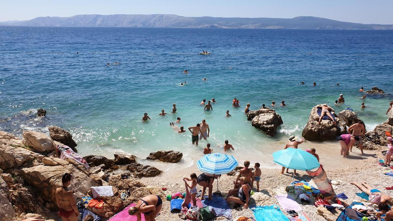 Beachfront Apartmant Veli Novi Vinodolski Buitenkant foto