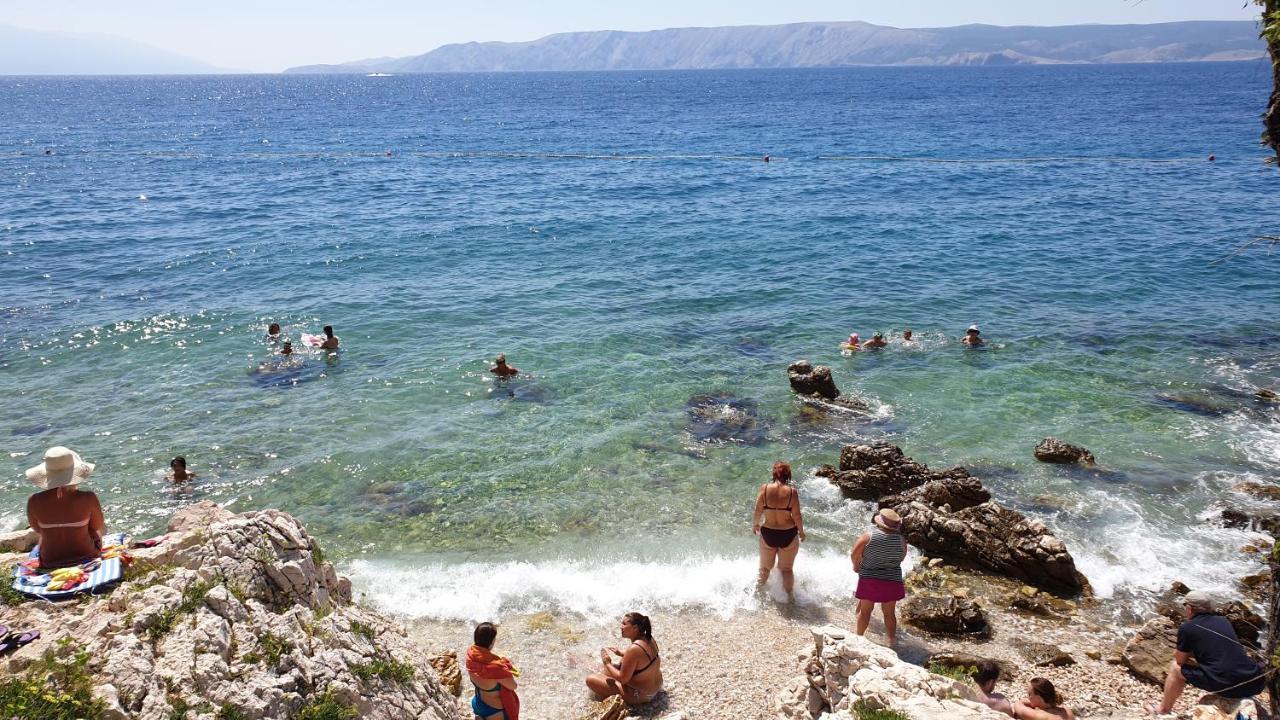 Beachfront Apartmant Veli Novi Vinodolski Buitenkant foto